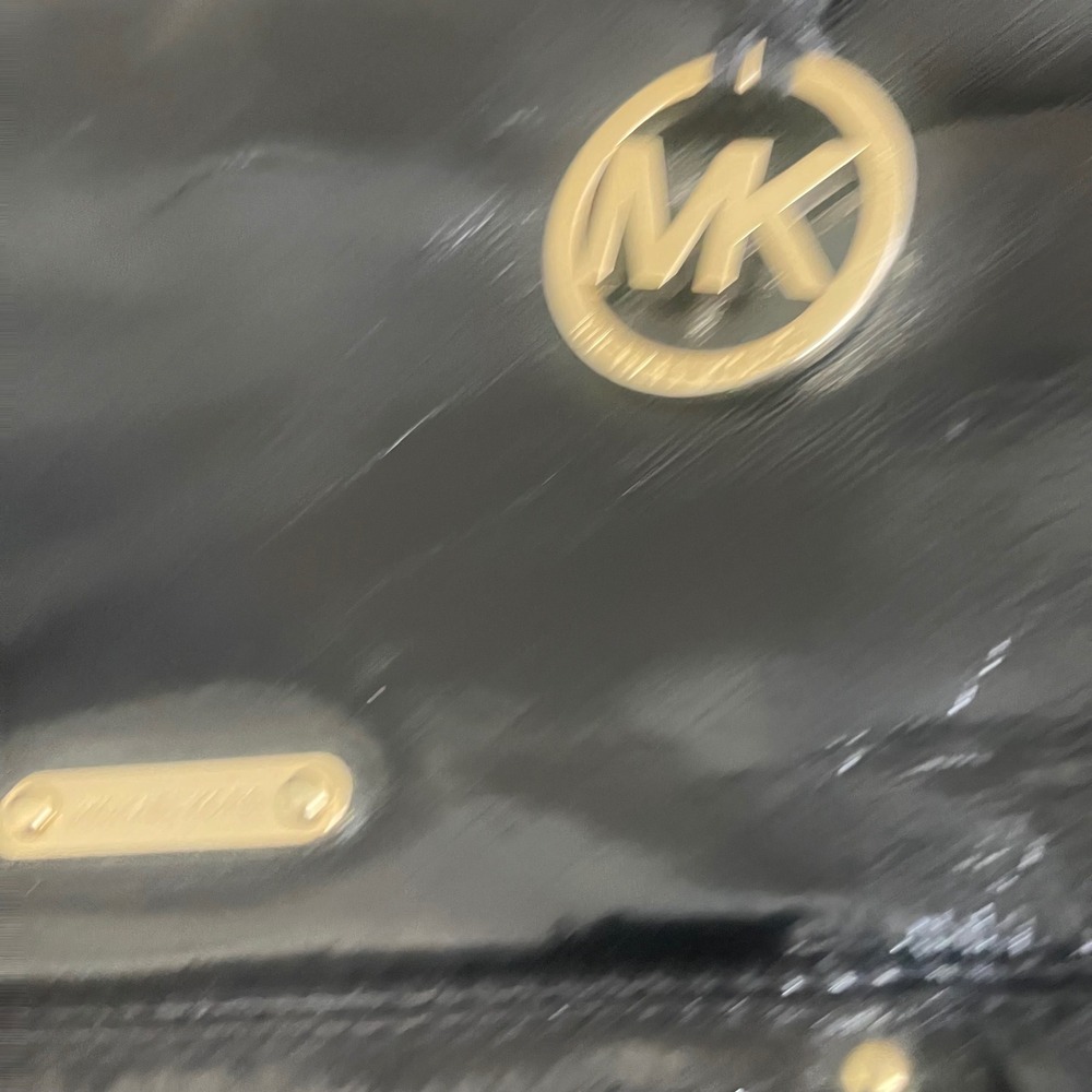 Michael Kors Black Patent Leather Shoulder Bag Gold MK Charm Hobo Large EUC - Picture 3 of 9